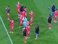 关于阿贾克斯主场-拜仁，大逆转晋级的信息